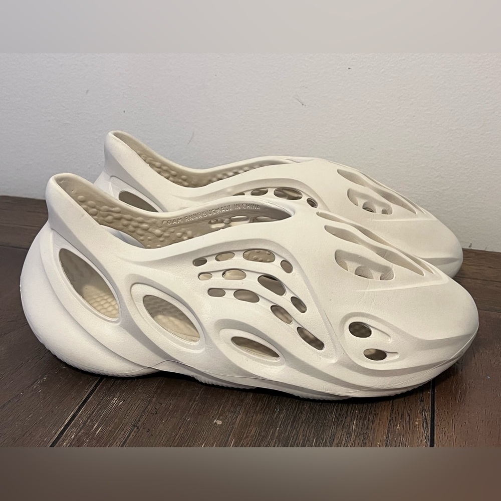 Yeezy Cream Sneakers